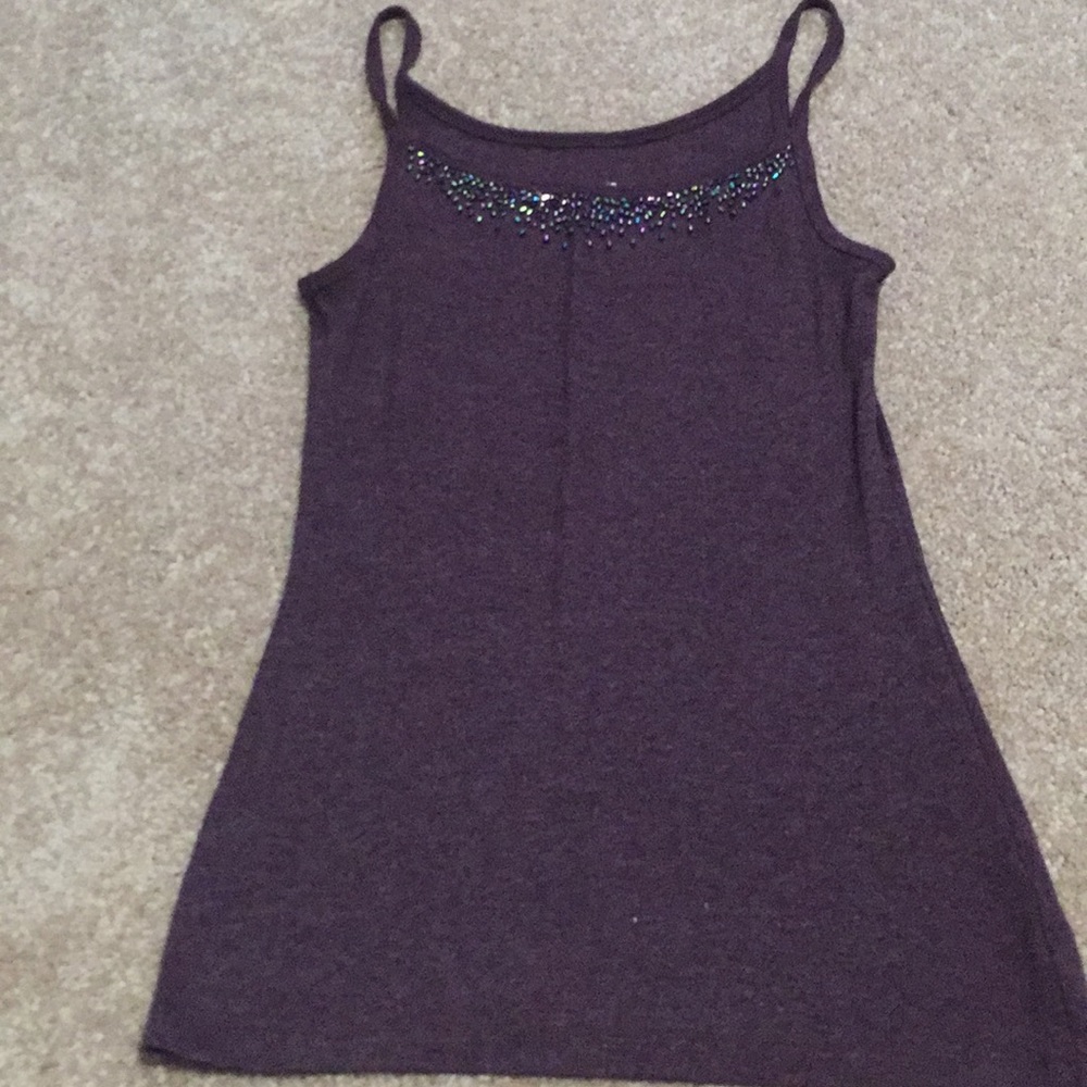 Maroon tank top with beads